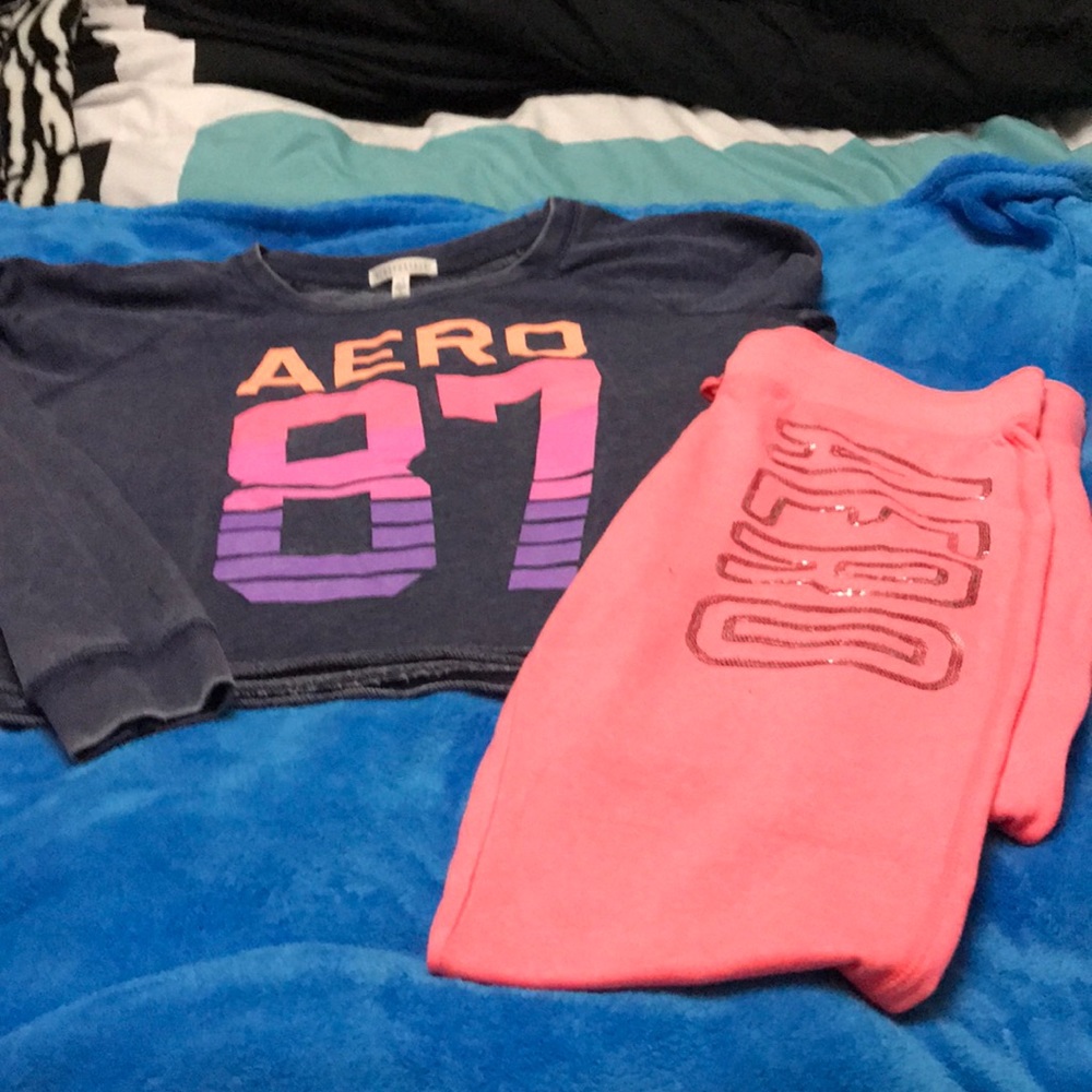 AEROPOSTALE SWEATSUIT